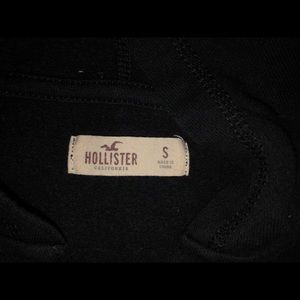 Small hollister hoodie